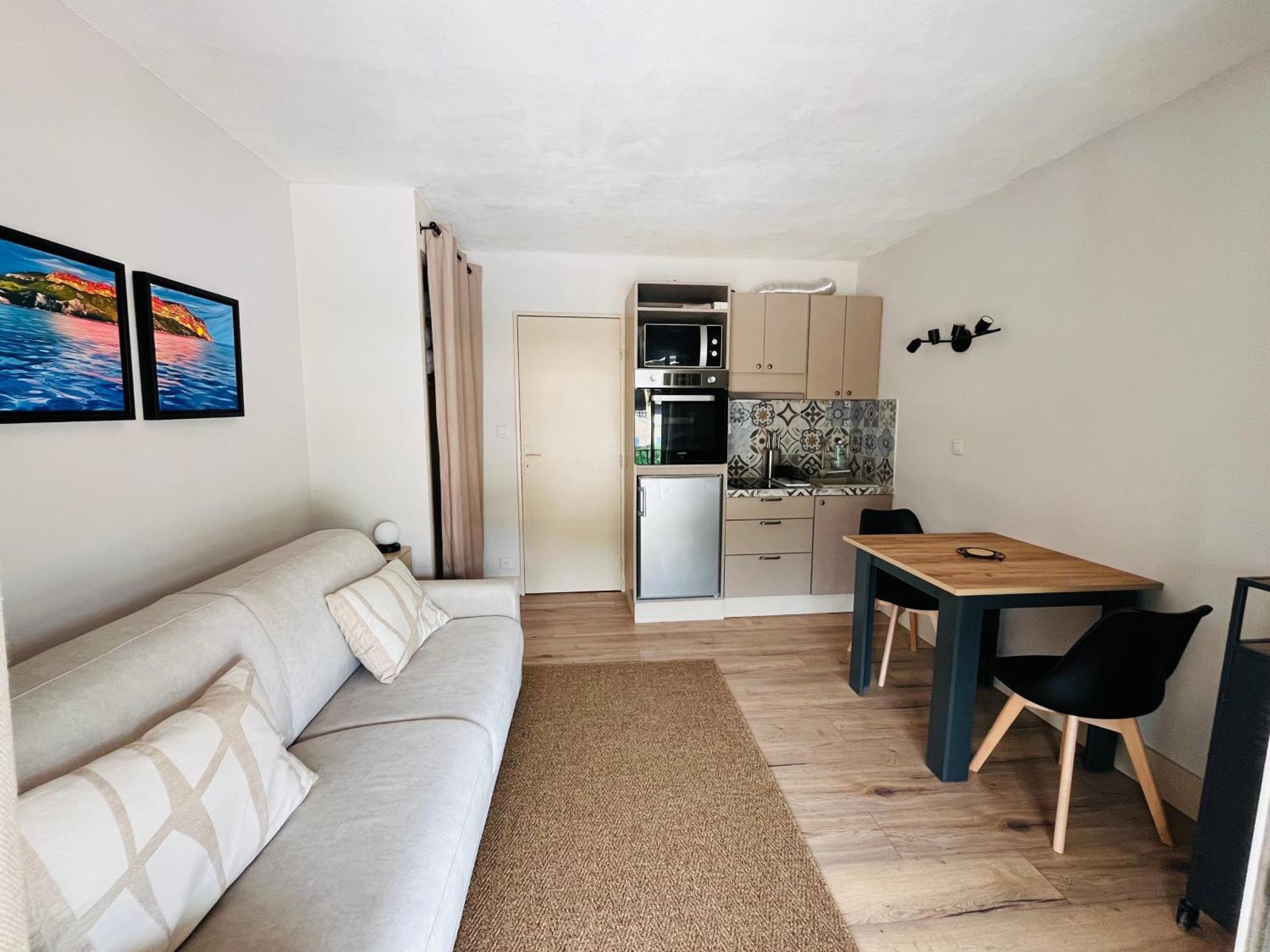 Studio Cosy En Bord De Mer Saint-Cyr-sur-Mer Exterior foto